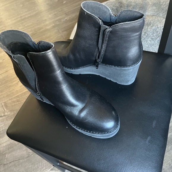 Easy spirit leather booties - Picture 2 of 4